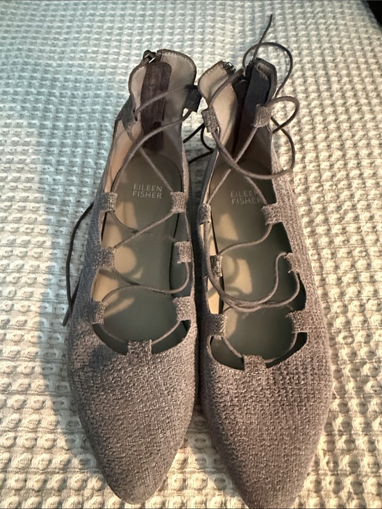 Eileen Fisher Shoes - Eileen Fisher Gray Taupe Pointed Lace-Up Flats in size 7
